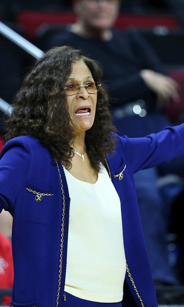 Rutgers women's basketball coach Stringer nearing 1,000 wins
